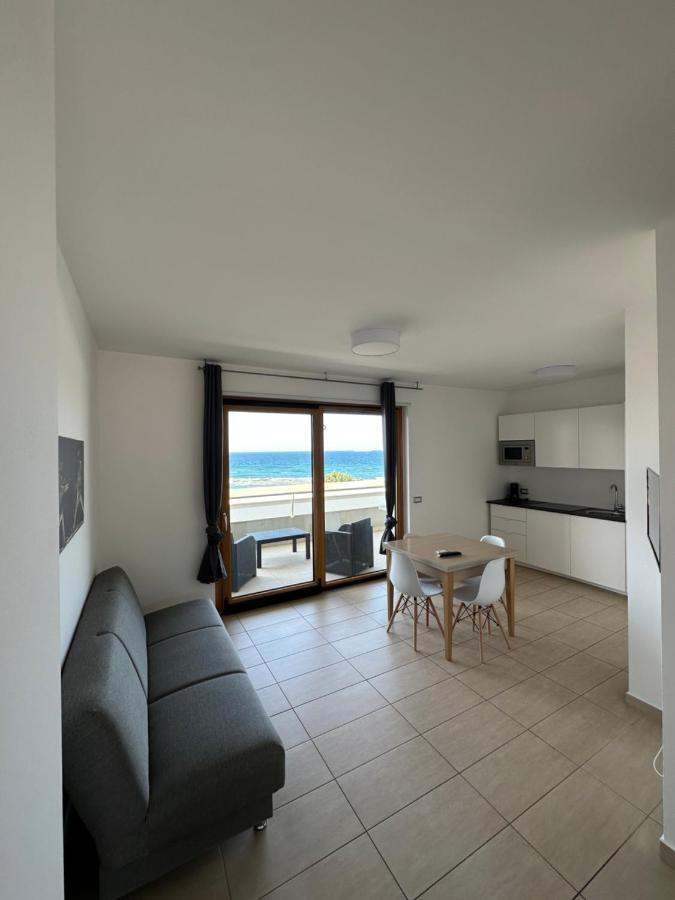 Appartamenti Lungomare ปอร์โตตอร์เรส ภายนอก รูปภาพ